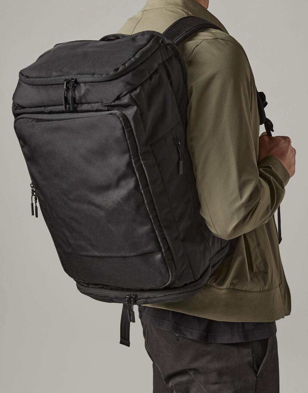 Quadra Mochila - Bandolera Pitch Black 72 Horas